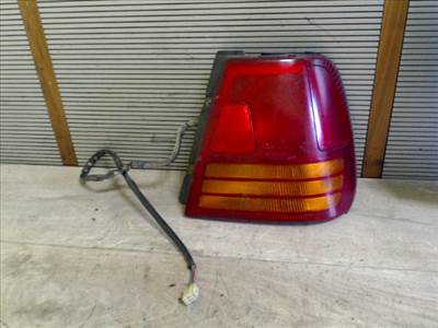SUZUKI SWIFT 89-96 Jobb hátsó lámpa