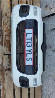 első lökháritó  2013 Fiat Panda 