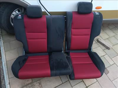 Honda Civic 8gen Ufo Type-r ülés garnitúra eladó.