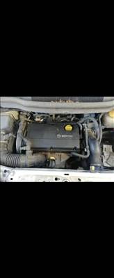 Opel Astra J 1.6 Turbo Kompkett motor