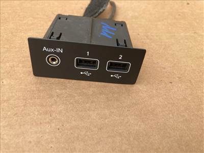 Renault Clio V USB/AUX aljzat csatlakozó 280231553r