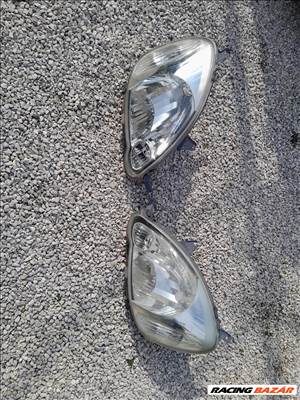 Toyota Yaris I facelift XP10 első lámpa fényszóró 