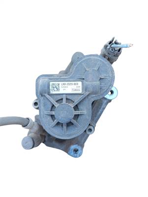 Ford Focus Mk4 Bal hátsó féknyereg LX61-2D251-BEB kombi 