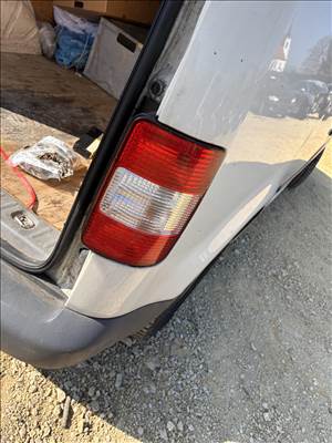 Volkswagen Caddy III Hátsó lámpa 