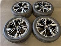  5x112 lyukosztású 20" újszerű (gyári felni) alufelni, rajta 235/50 újszerű Hankook nyári gumi 