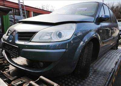 2008 Renault Megane Scenic  2.0 benzin, manuális- balkormányos jármű bontása!