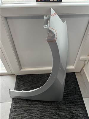 Skoda Superb III (3V) bal első sárvédő  3v0821105