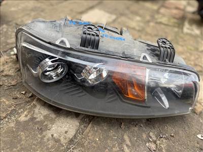 Fiat Punto II Jobb első fényszóró 