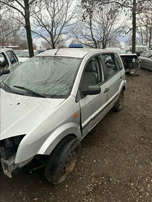 Ford Fusion bontott alkatrészei