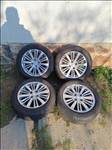  4x108 lyukosztású 16" újszerű (gyári felni) Peugeot alufelni, rajta 195/55 Michelin nyári gumi 
