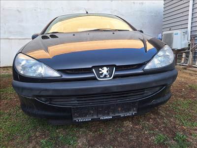 Peugeot 206 1.4 HDI 4HX minden alkatrésze eladó 