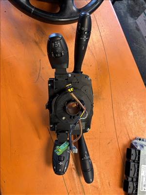 Peugeot 407 bajuszkapcsoló 