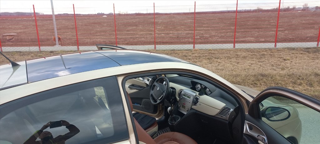 Eladó Lancia Ypsilon 1.3 Multijet 16V (1248 cm³, 75 PS) 9. kép