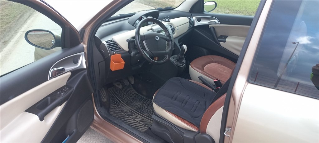 Eladó Lancia Ypsilon 1.3 Multijet 16V (1248 cm³, 75 PS) 11. kép