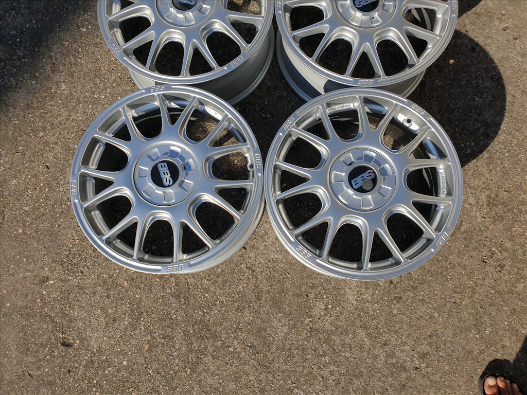 17" 5x112 BBS RF 2. kép