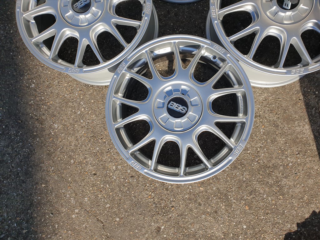 17" 5x112 BBS RF 4. kép