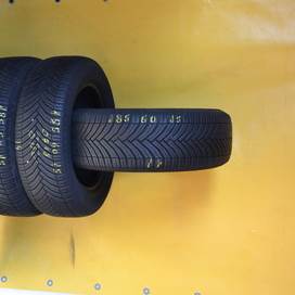 Michelin Crossclimate (4évszakos)(1) 15" 185/60 nyári gumi