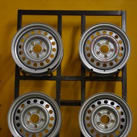 Utánfutó-Knott-Alko-Mefro stb. (4027) Új 14" 5x112 lemezfelni 