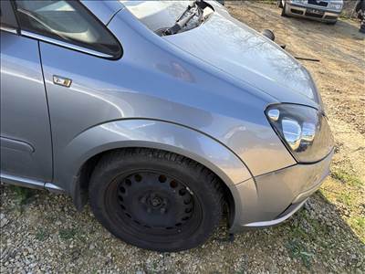 Opel Zafira B sárvédő 