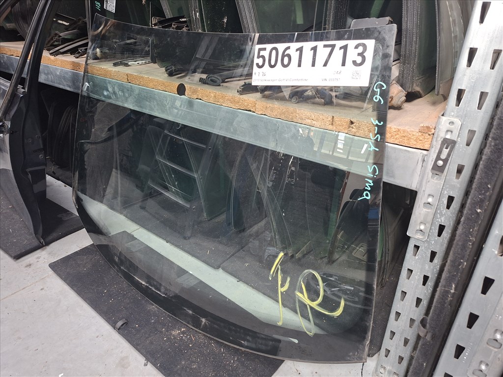 Volkswagen Golf VI első szélvédő (29521) 2. kép
