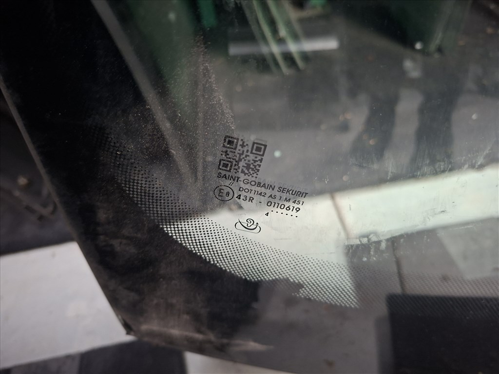 Volkswagen Golf VI első szélvédő (29521) 8. kép