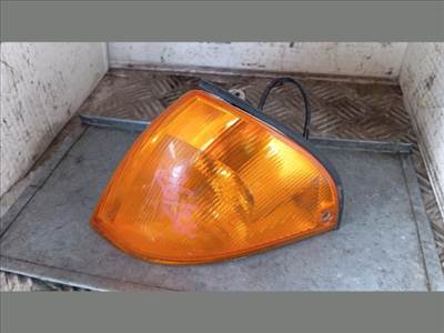Suzuki Swift II Bal első Irányjelző *153643*