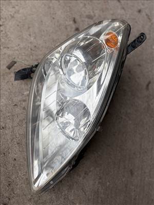 Opel Zafira B Jobb első fényszóró 