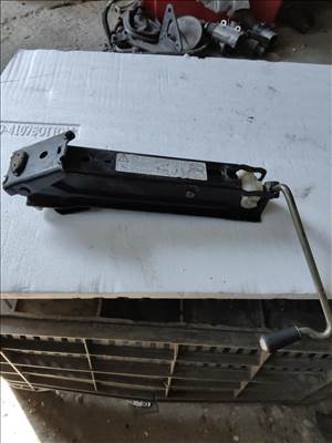 Peugeot 206 emelő  9629757080