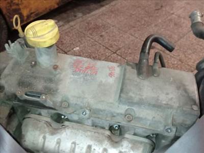 Renault Thalia I Szelepfedél *155873* k7j700