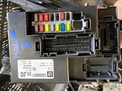 Opel Meriva B Meriva B BSI karosszéria modul  13356921