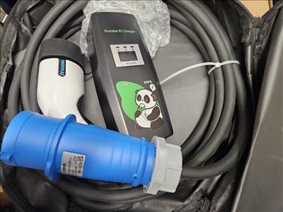 Eladó új 5,5mm EVSE EV Type 2 1 fázis (7.2KW) 6-32A elektromos járműhöz +táska