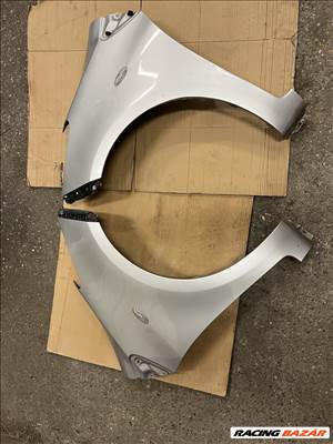 Toyota Yaris XP90 sárvédő 