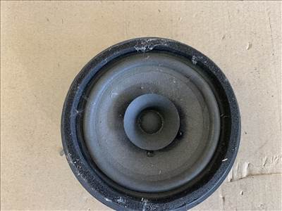 Suzuki Swift/SX4 hangszóró 3910263j50