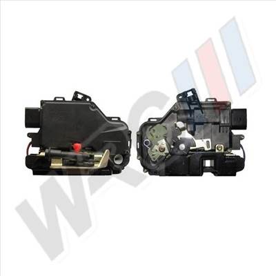 Bal első központizár Audi A6, A4 4B1837015G