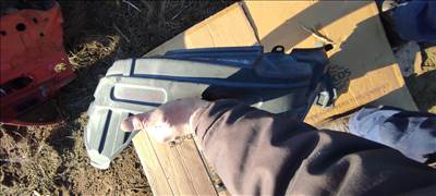 Toyota Yaris (XP10) Jobb első dobbetèt