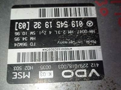 Mercedes E-osztály W210 Motorvezérlő *130686* 0195451932