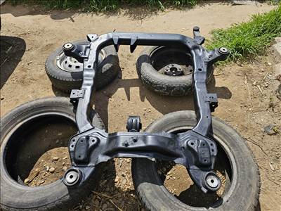 Opel Vectra C Első motortartó Bölcső 