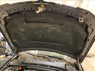 BMW 3-as sorozat E90, E91, E92, E93 motorháztető szigetelés 51487059260 7059260
