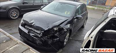 Volkswagen Golf VI (A6 Typ 5K) bontott alkatrészei