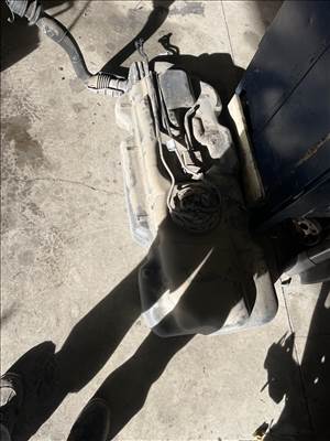 Mercedes Vito (3rd gen) W447 tank 