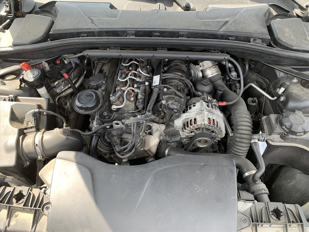 BMW 118 (E81, E82, E87, E88) bontott alkatrészei 6. kép