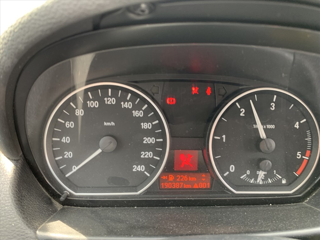 BMW 118 (E81, E82, E87, E88) bontott alkatrészei 4. kép