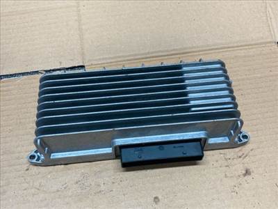 Audi A4 (B8 - 8K) erősítő  8t0035223ab