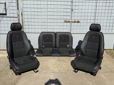 Audi TT 8N komplett ülésszett – egyedi prémium kárpitozás – Nappa bőr / Alcantara – S hímzés