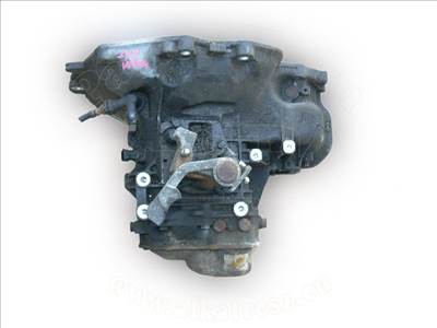 Opel Vectra C/2 2005-2008 - váltó, F17 W394, bowdenes rudazathoz, dugózott km kivezetés