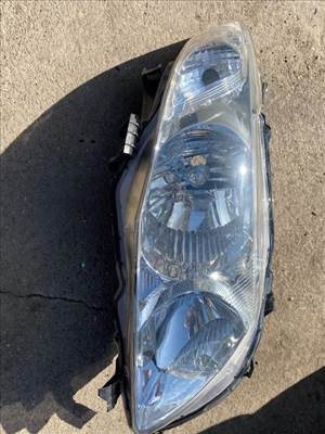 Toyota Corolla (E140/150) első lámpa 