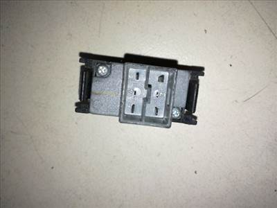 Mercedes E-osztály W210 Riasztó Kapcsoló *107082* 2108201710