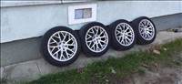  5x112 lyukosztású 17" újszerű alufelni, rajta 215/50 használt gumi 