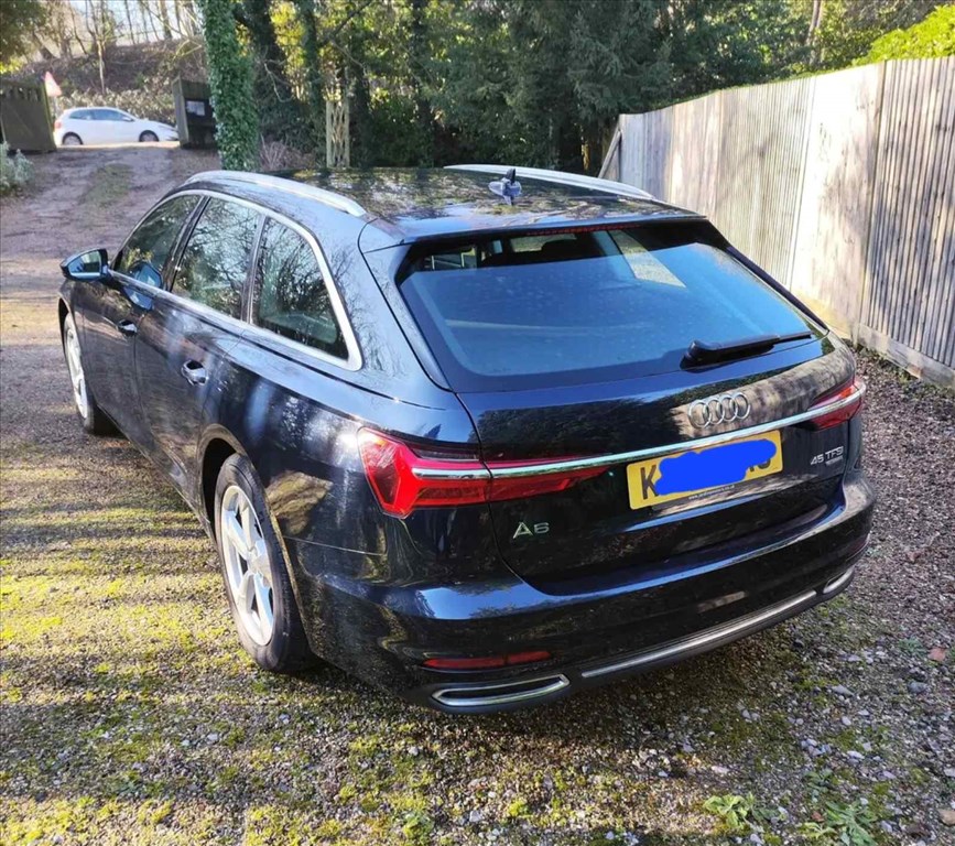 Audi A6 (C8 - 4K) (C8 - 4K) bontott alkatrészei 5. kép