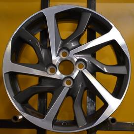 Toyota Yaris (L1105)426110 DG80 Csak 1db!!! Használt 16" 4x100 alufelni 